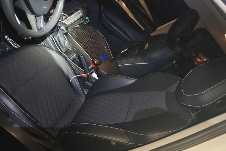 Used Skoda Karoq 2018 TSI280 Luxury Edition China V Standard Left Front Seat