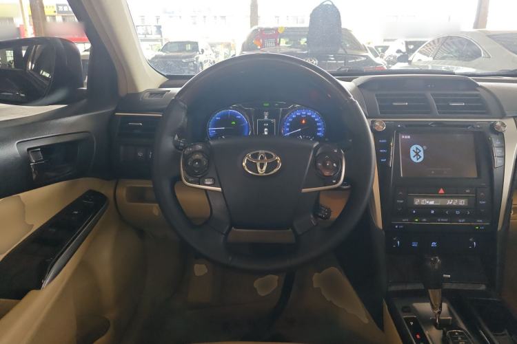 Used Toyota Camry 2015 Dual-Engine 2.5 HG Luxury Navigation Edition Steering Wheel