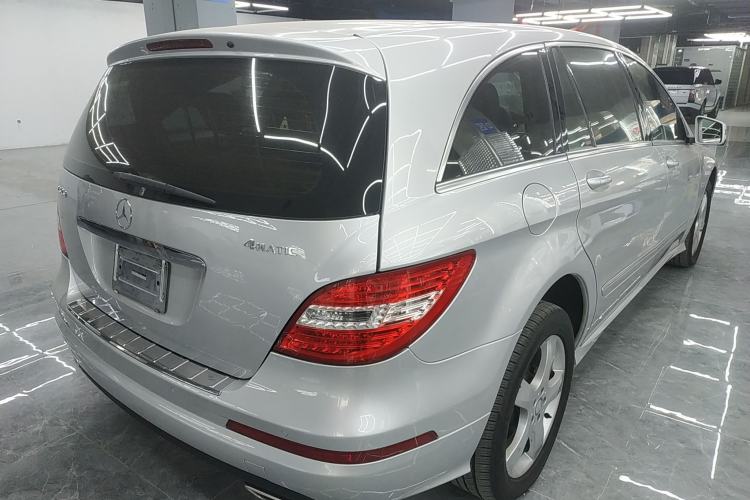 Used Mercedes-Benz R-Class 2014 R 320 4MATIC Luxury Model