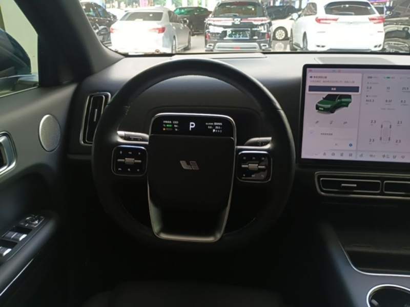 Used Li Auto L8 2023 Max model — 10