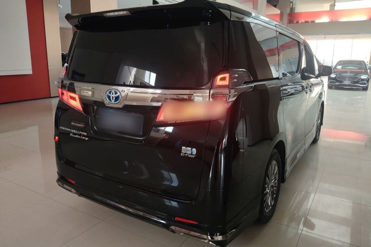 Used Toyota Vellfire 2021 Crown Dual-Engine 2.5L HV Prestige Edition Rear Right 45 Deg