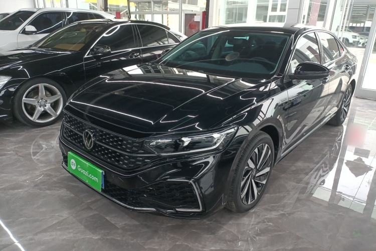 Used Volkswagen Passat 2023 Revised 330TSI Starry Elite Edition
