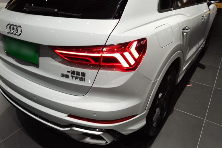 Used Audi Q3 2024 35 TFSI Fashion Dynamic Edition
