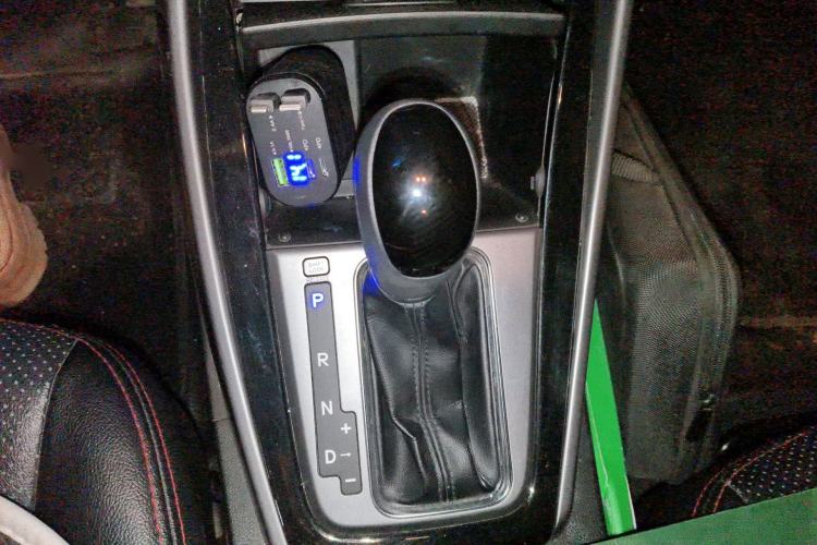 Used Hyundai Elantra (5th Generation / Langdong) 2015 1.6L Automatic Leading Model Gear Lever