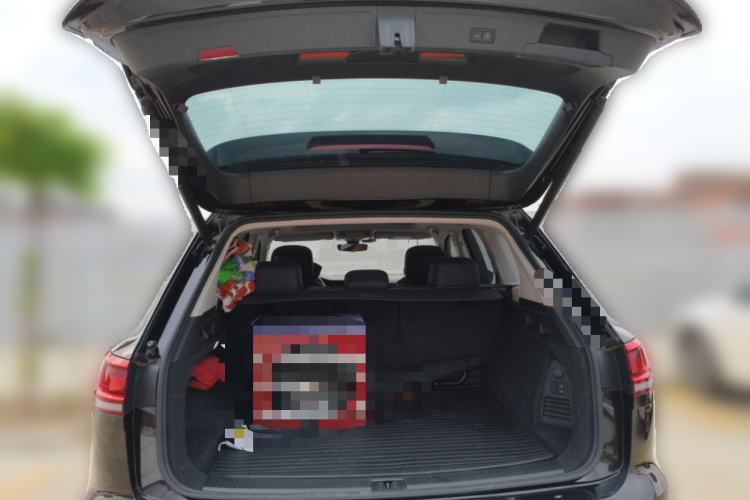 Used Volkswagen Touareg 2021 2.0 TSI Flagship Special Edition Trunk