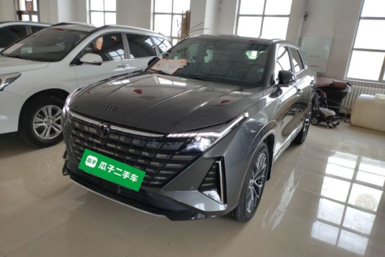 Used CHANGAN UNI-Z New Energy 2024 Blue Whale Smart Electric iDD 125km Beyond Edition