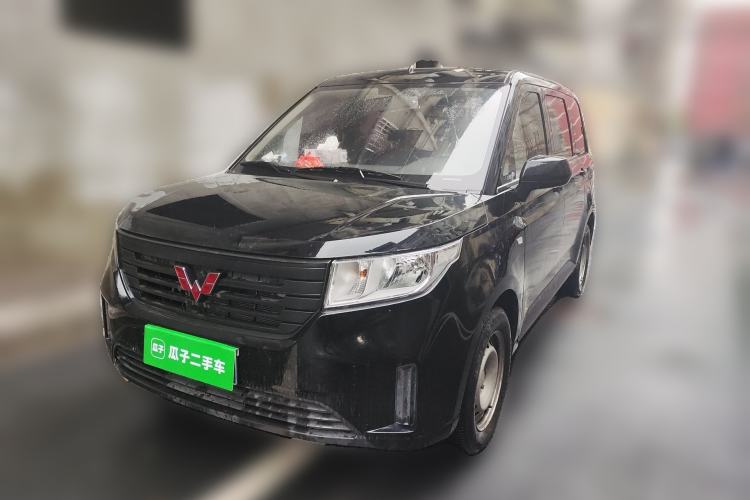 Used Wuling Hongguang PLUS 2020 1.5L Manual Standard Edition 5 Seats