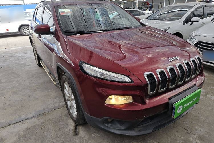 Used Jeep Cherokee 2016 2.4L Leading Edition
