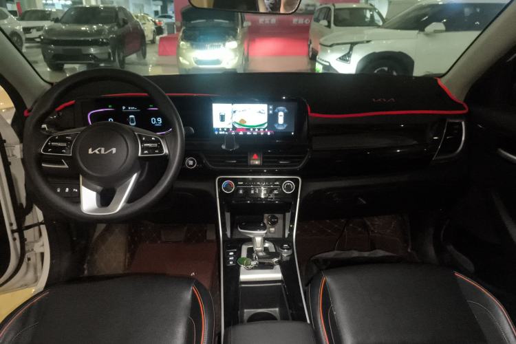 Used Kia Seltos 2023 1.5L CVT Luxury Edition