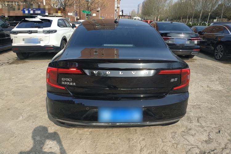 Used Volvo S90 2023 B5 Zhiyi Luxury Edition