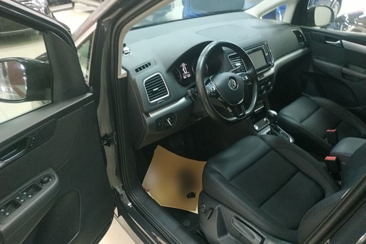 Used Volkswagen Sharan 2018 Revised Version 380TSI Comfort Edition 7-Seater
