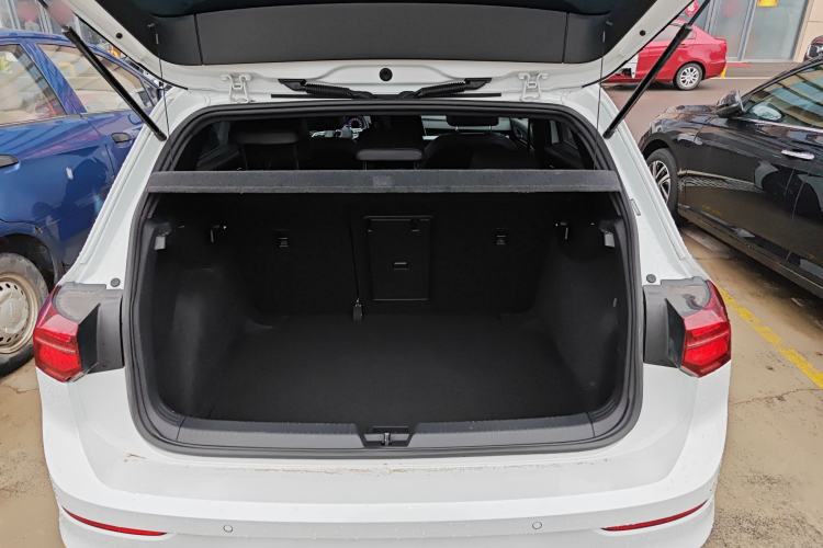 Used Volkswagen Golf 2023 Facelift 280TSI DSG R-Line Lite
