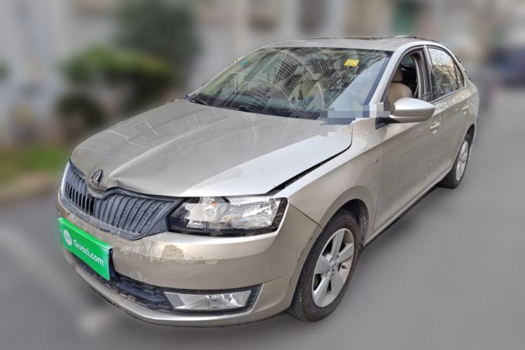 Used Skoda Rapid 2015 1.6L Manual Smart Selection Model