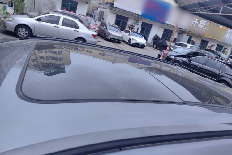 Used NETA U 2022 Zhi 400 Lithium-Nickel-Manganese-Cobalt Energy System Roof