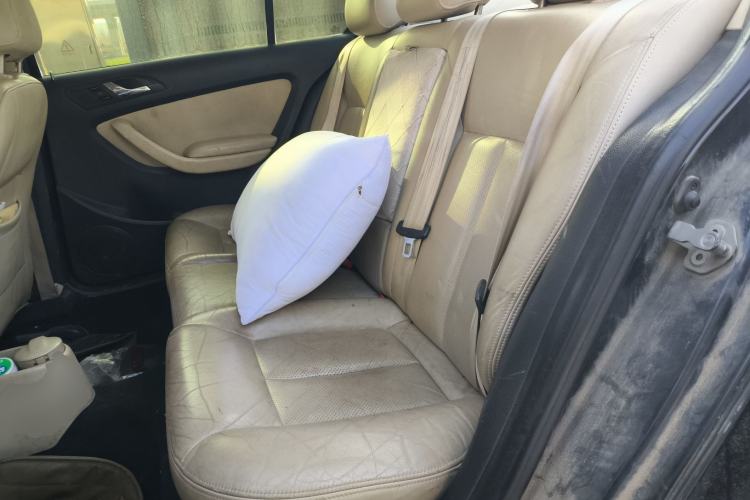 Used Volkswagen Lavida 2011 1.6L Manual - Premium Edition Left Rear Seat