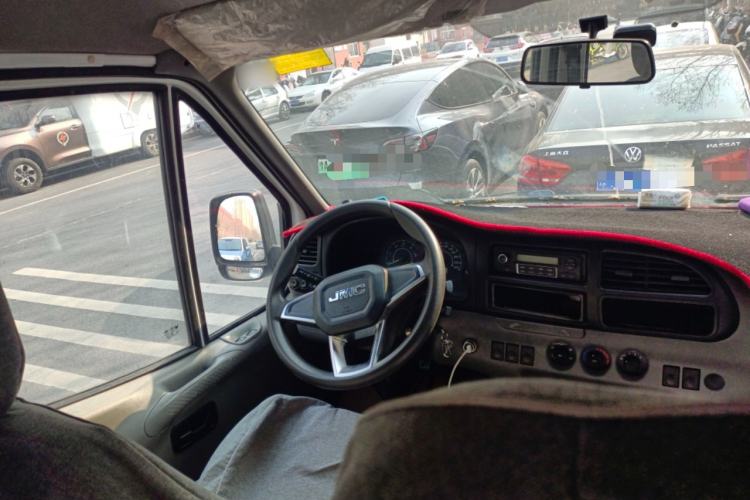 Used JMC Transit 2017 2.8T Commercial Version Short Wheelbase Mid-Roof 6/7/8-Seater JX493