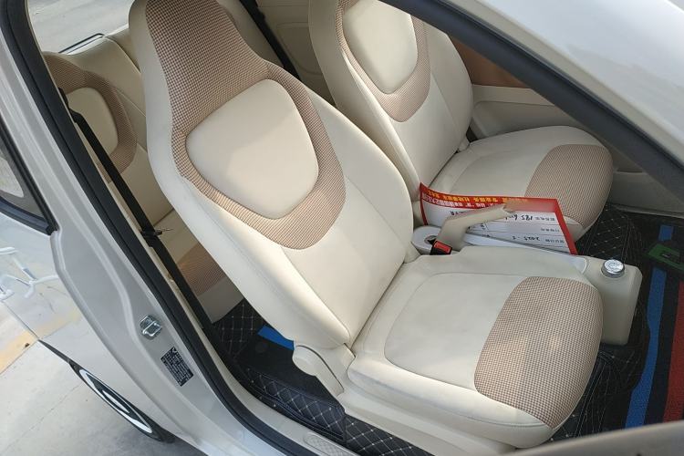 Used Wuling Hongguang MINIEV 2024 3rd Generation 215km Youth Edition Right Front Seat