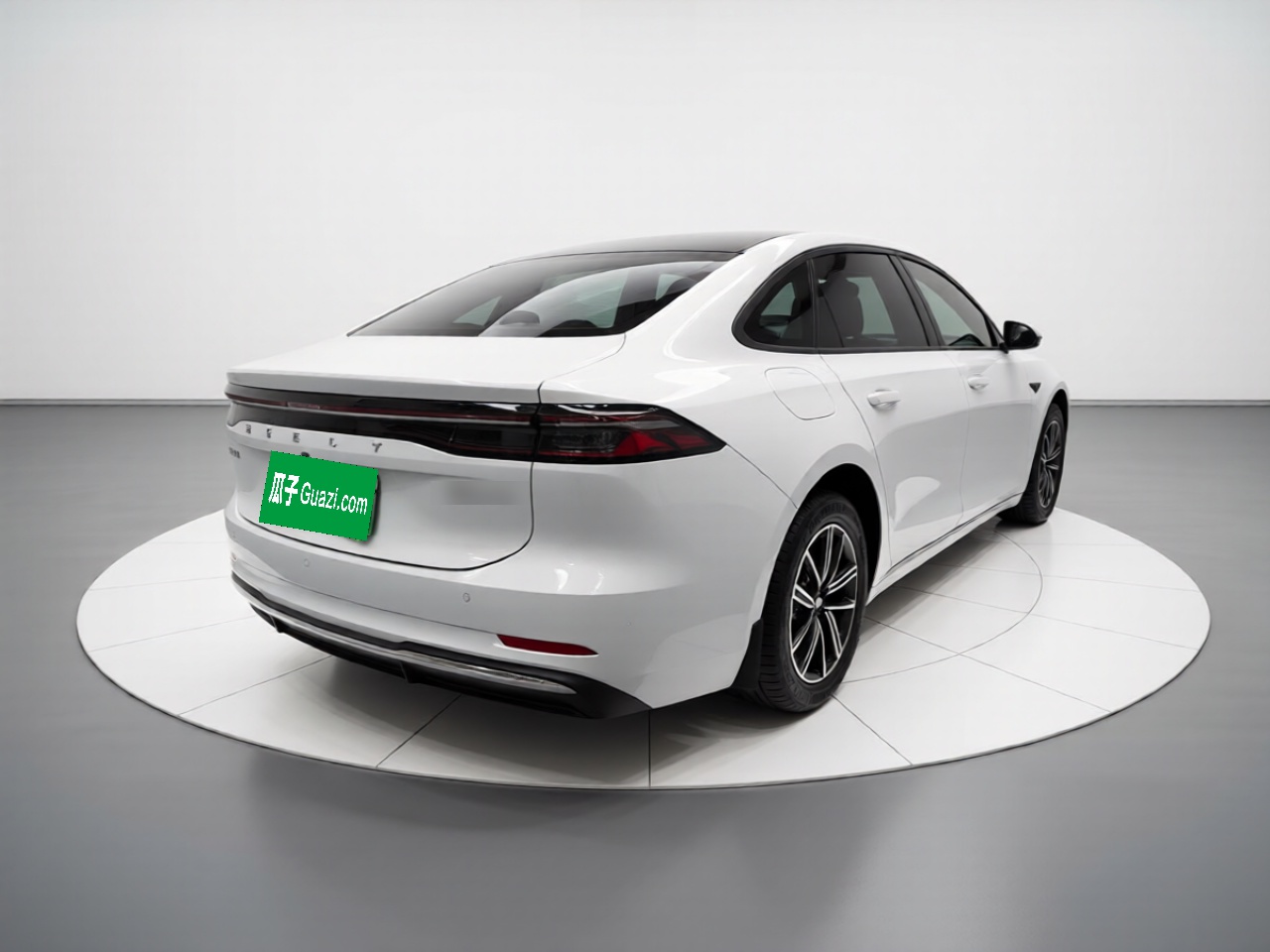 Geely Galaxy A7 2025 Model EM-i 70km Luxury Edition — снимка 6
