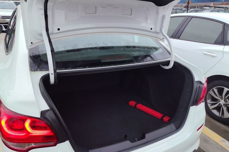 Used Chevrolet Cavalier 2016 1.5L Automatic Xinyue Edition Trunk