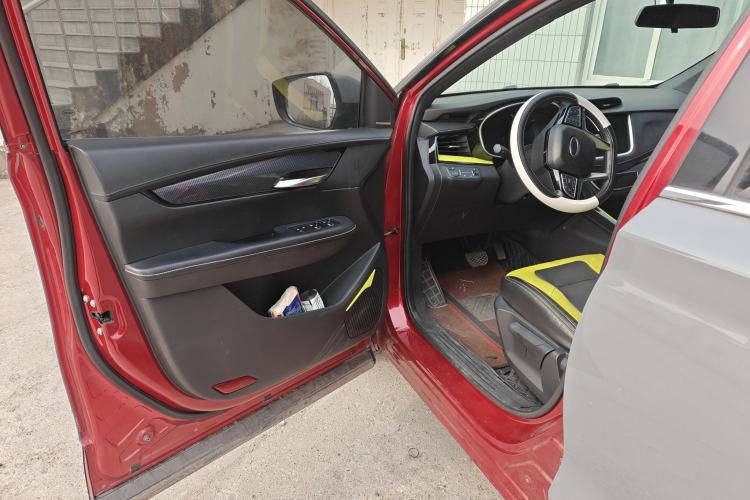 Used SWM G01 2019 F Version 1.5T Automatic Golden Powder Edition National VI