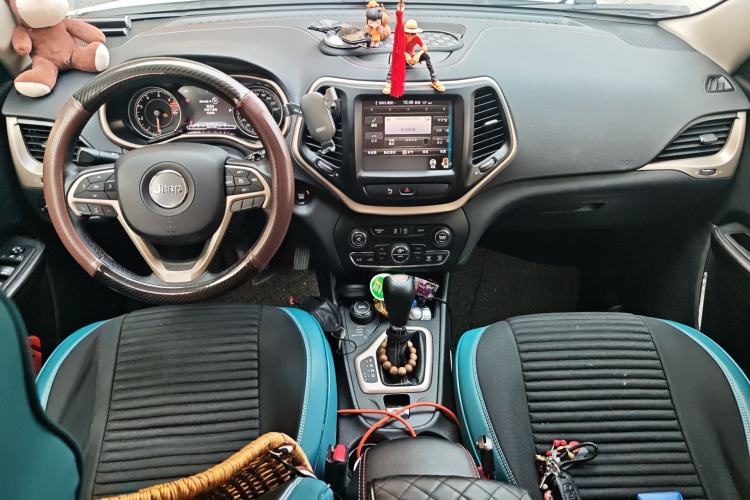 Used Jeep Cherokee 2016 2.4L 75th Anniversary Edition
