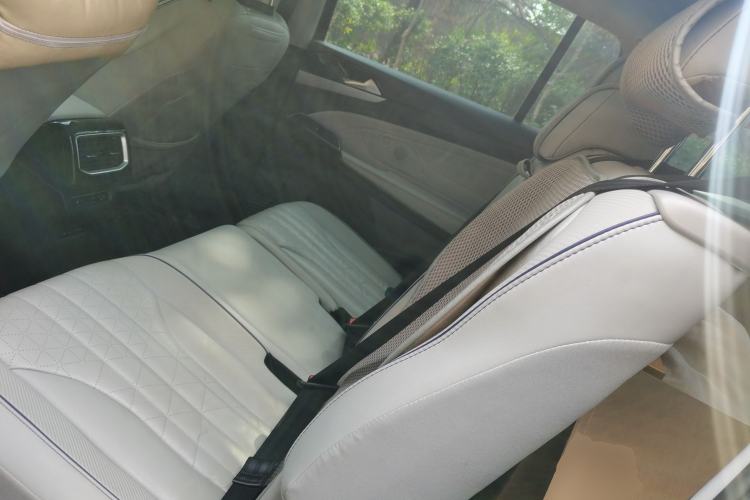 Used Volkswagen ID.6 X 2021 1st Edition ID. First Impression Edition Left Rear Seat