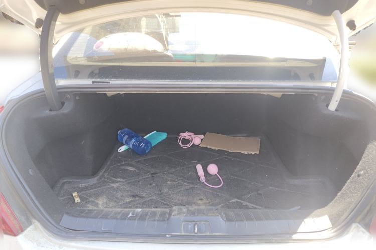 Used Peugeot 308 2014 Enjoy Edition Classic 1.6L Manual YouShang Model
