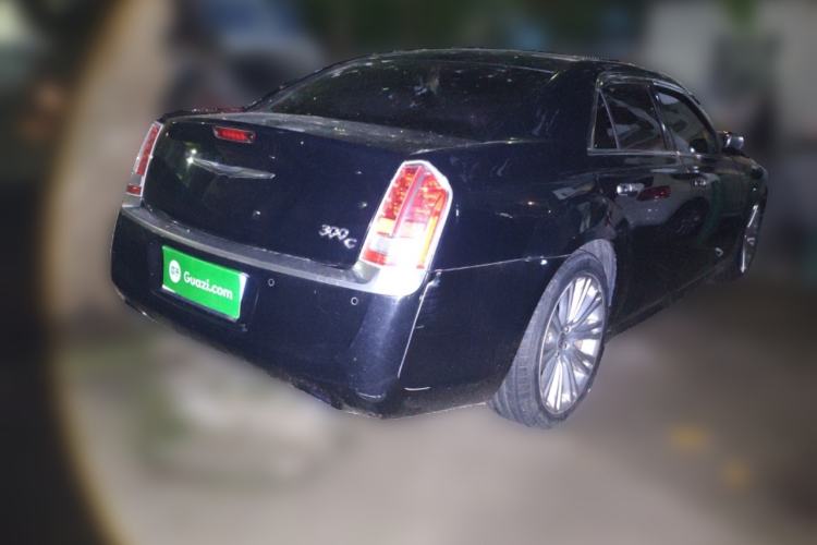 Used Chrysler 300C 2014 3.0L Excellence Edition Rear Right 45 Deg