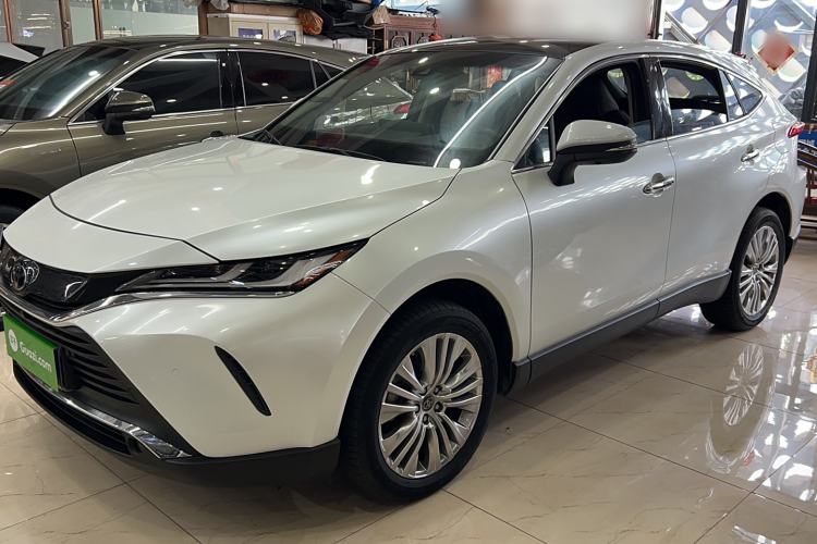 Used Toyota Harrier 2022 2.0L CVT Two-Wheel Drive Deluxe Edition