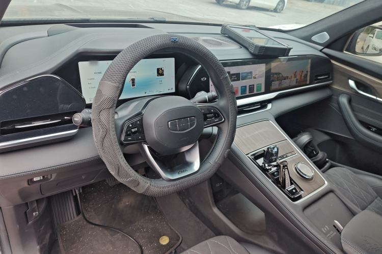 Used Geely Auto Monjaro L 2025 Dongfang Yao 2.0TD Automatic All-Wheel-Drive Wangyue Edition
