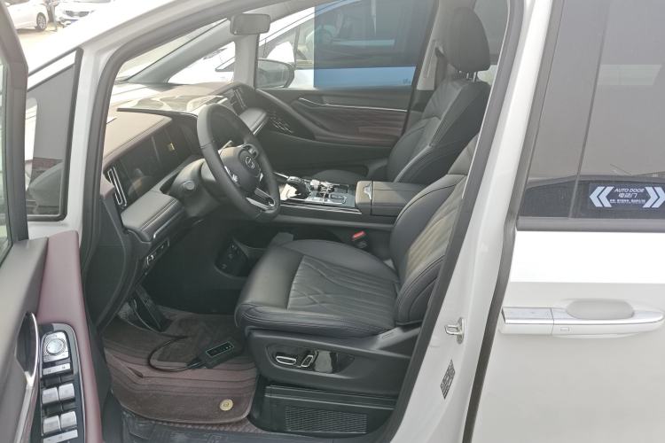 Used GAC Trumpchi M8 2024 Master Series 400T Prestige Edition Left Front Seat