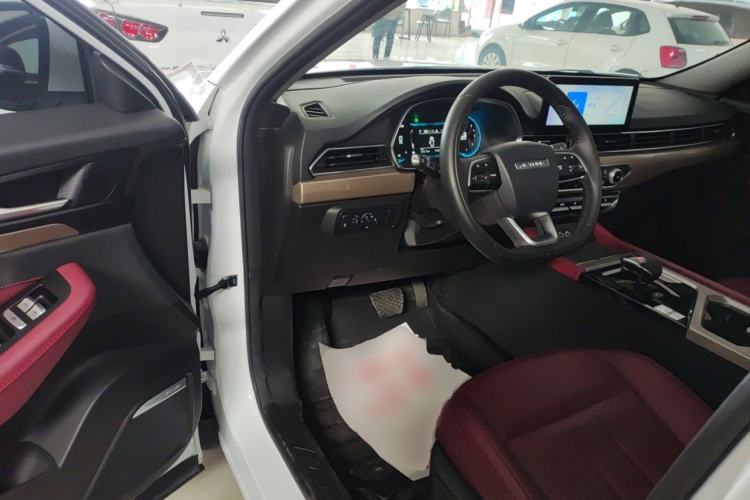 Used JETOUR X70 2023 1.5T DCT Beyond PRO+ Edition 5-Seater
