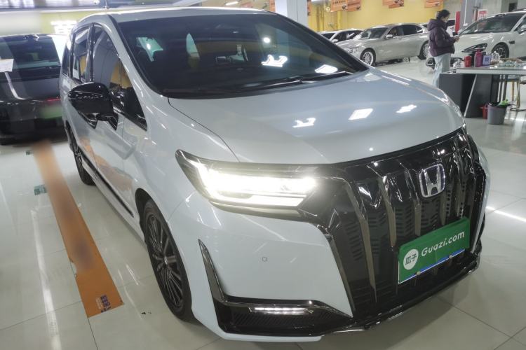 Used Honda Elysion 2026 Model 2.0L e:HEV Luxury Black Knight Edition
