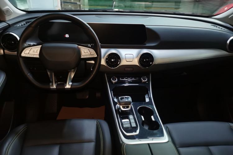 Used FORTHING T5 EVO 2024 1.5TD DCT Starry Edition
