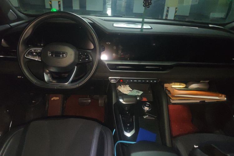 Used Geely Auto Monjaro L 2024 2.0TD High-Power Automatic Two-Wheel Drive Skyline Edition Center Console