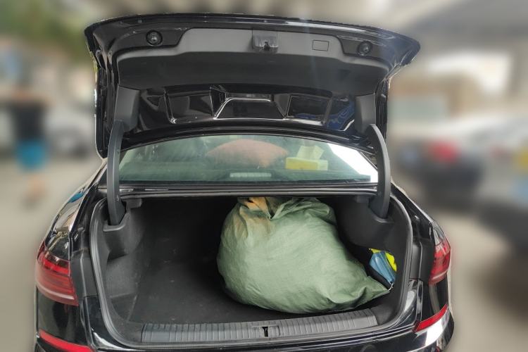 Used Volkswagen Passat 2022 330TSI Starry Elite Edition Trunk