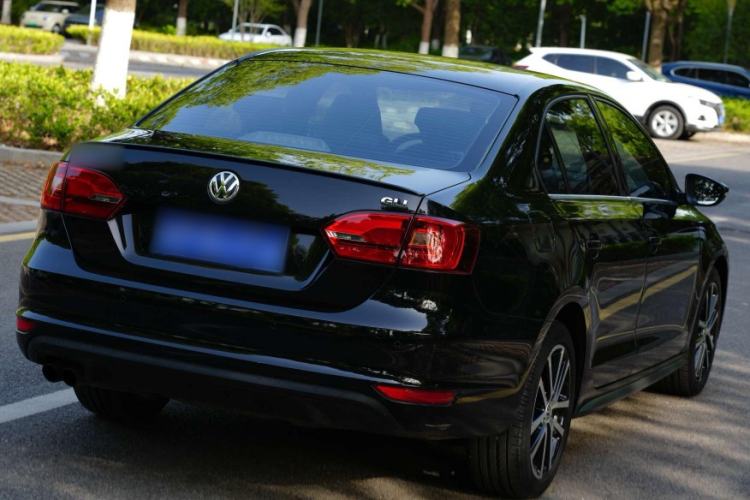 Used Volkswagen Sagitar 2013 2.0 TSI GLI