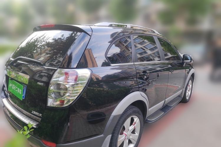 Used Chevrolet Captiva 2012 2.4L 4x4 Flagship Edition 7 Seats
