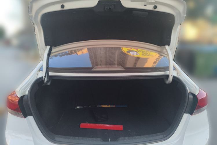 Used Hyundai Elantra (6th Generation / Lingdong) 2016 1.6L Manual ZhiXuan · Dynamic Model
