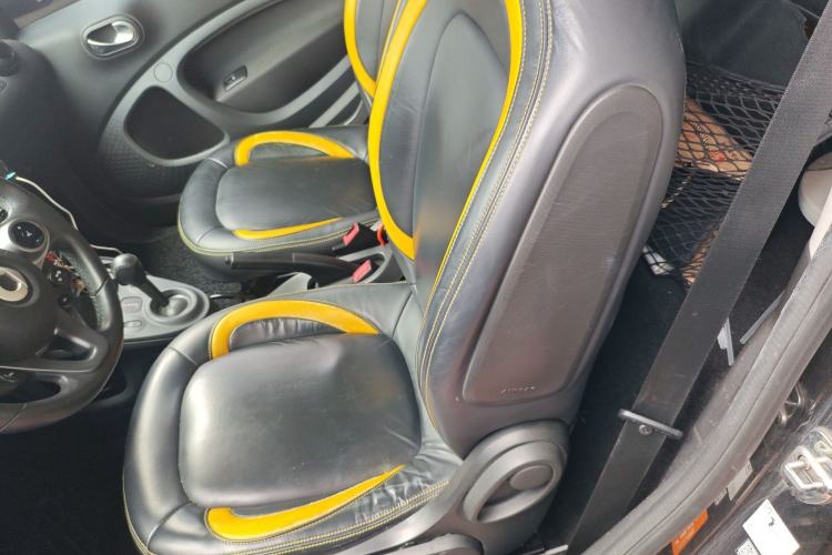 Used smart fortwo 2015 1.0L 52 kW Hardtop Passion Edition
