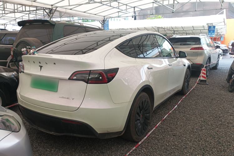 Used Tesla Model Y 2021 Long-Range All-Wheel-Drive Version 3D7 Rear Right 45 Deg