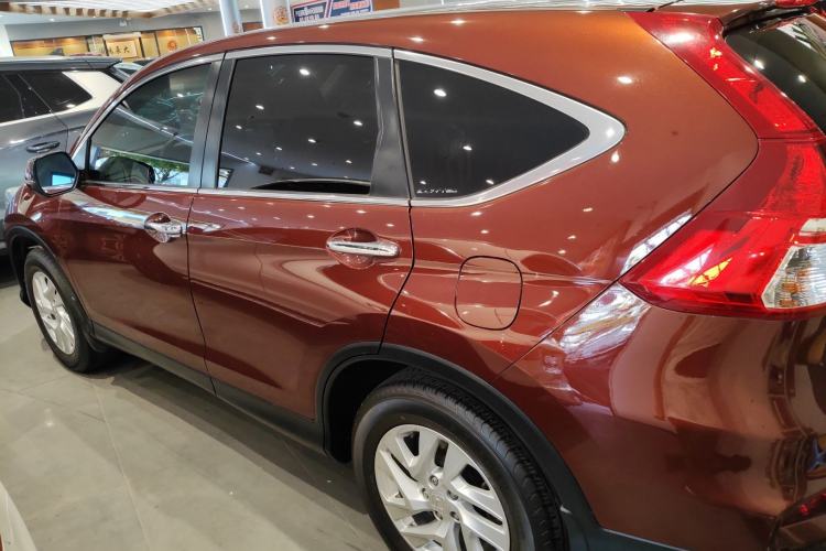 Used Honda CR-V 2015 2.4L two-wheel drive luxury version
