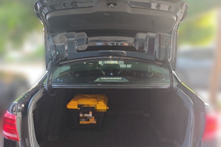 Used Volkswagen Lavida 2017 1.6L Automatic Comfort Edition Trunk