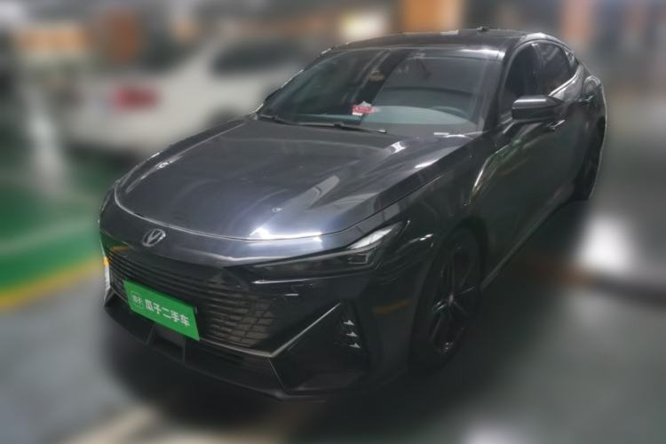 Used CHANGAN UNI-V 2022 1.5T Prestige Version