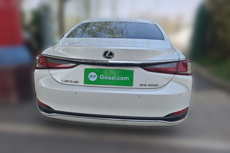 Used Lexus ES 2022 200 Excellence Edition
