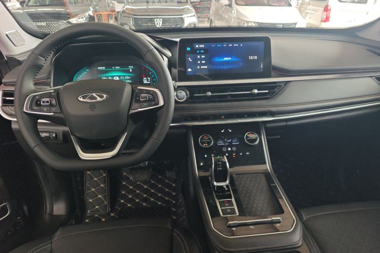 Used Chery Tiggo 8 2019 1.6 TGDI Automatic Elite Model Center Console