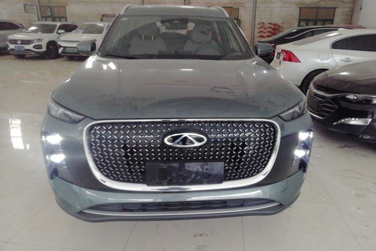 Used Chery Tiggo 8 PLUS 2025 290TGDI DCT Prestige 5-Seater
