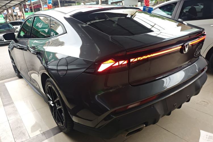 Used Changan UNI-V 2024 1.5T Prestige Edition
