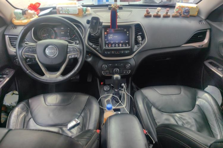 Used Jeep Cherokee 2014 2.4L Luxury Edition