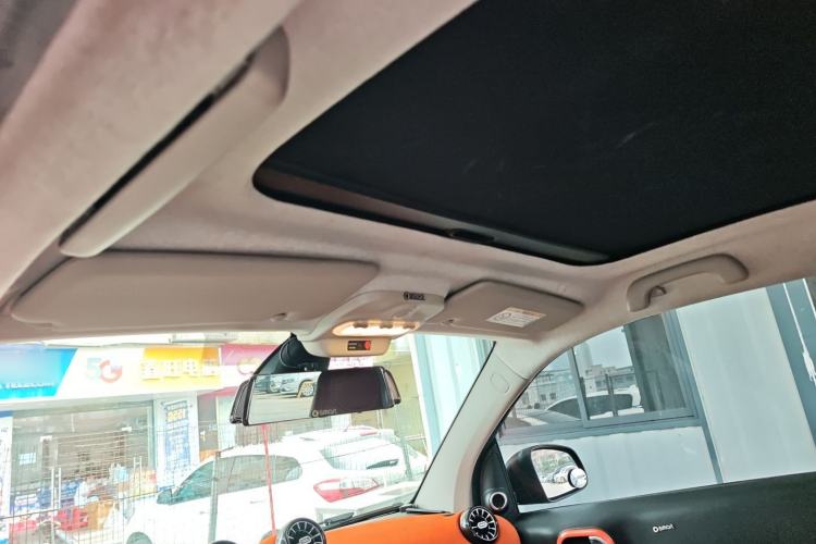 Used smart fortwo 2015 1.0L 52 kW Hardtop Passion Edition